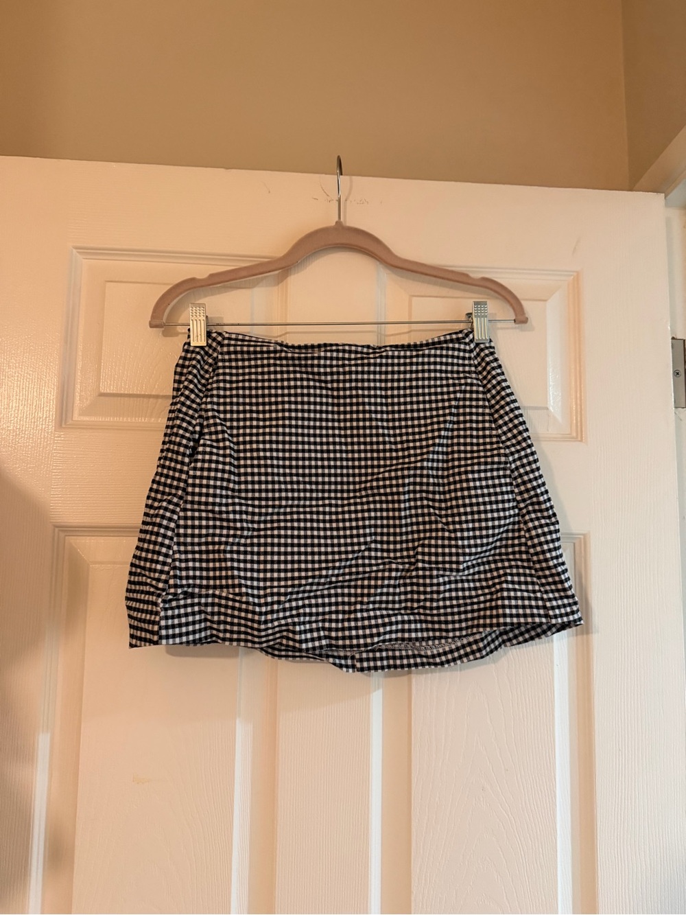 Urban Outfitters Black and White Gingham Mini Skirt